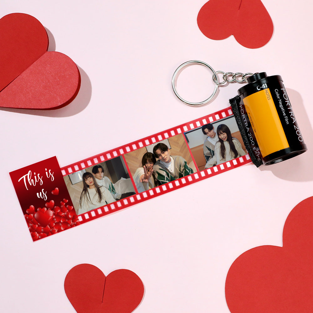 カスタム写真フィルムキーホルダー写真入れ可能な愛のカメラキーホルダーバレンタインデーのプレゼント