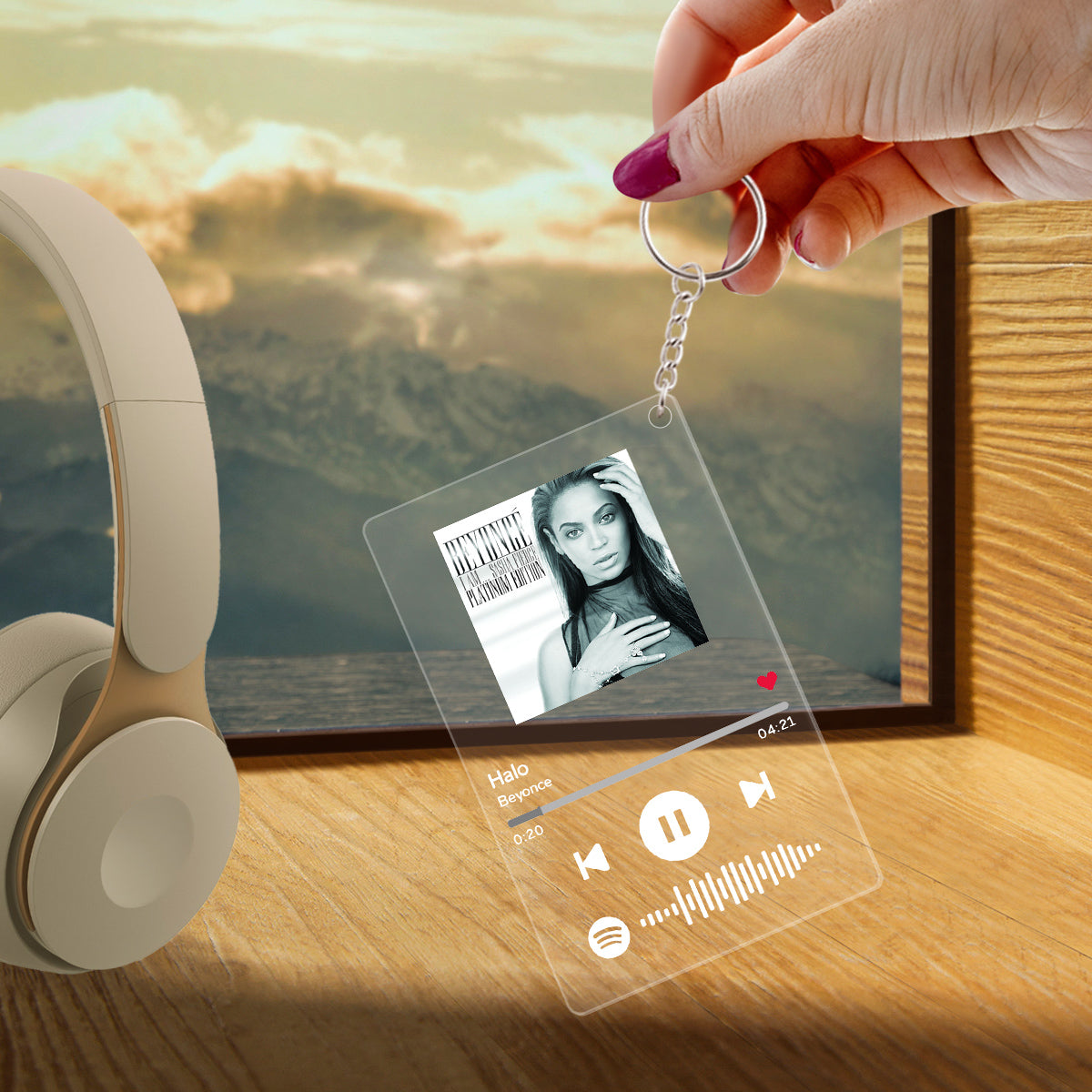 カスタムミュージックミュージックキーホルダ‐オンラインで自由にカスタマイズデザイン可 スキャン可能なミュージックコード画像付き誕生日ギフト