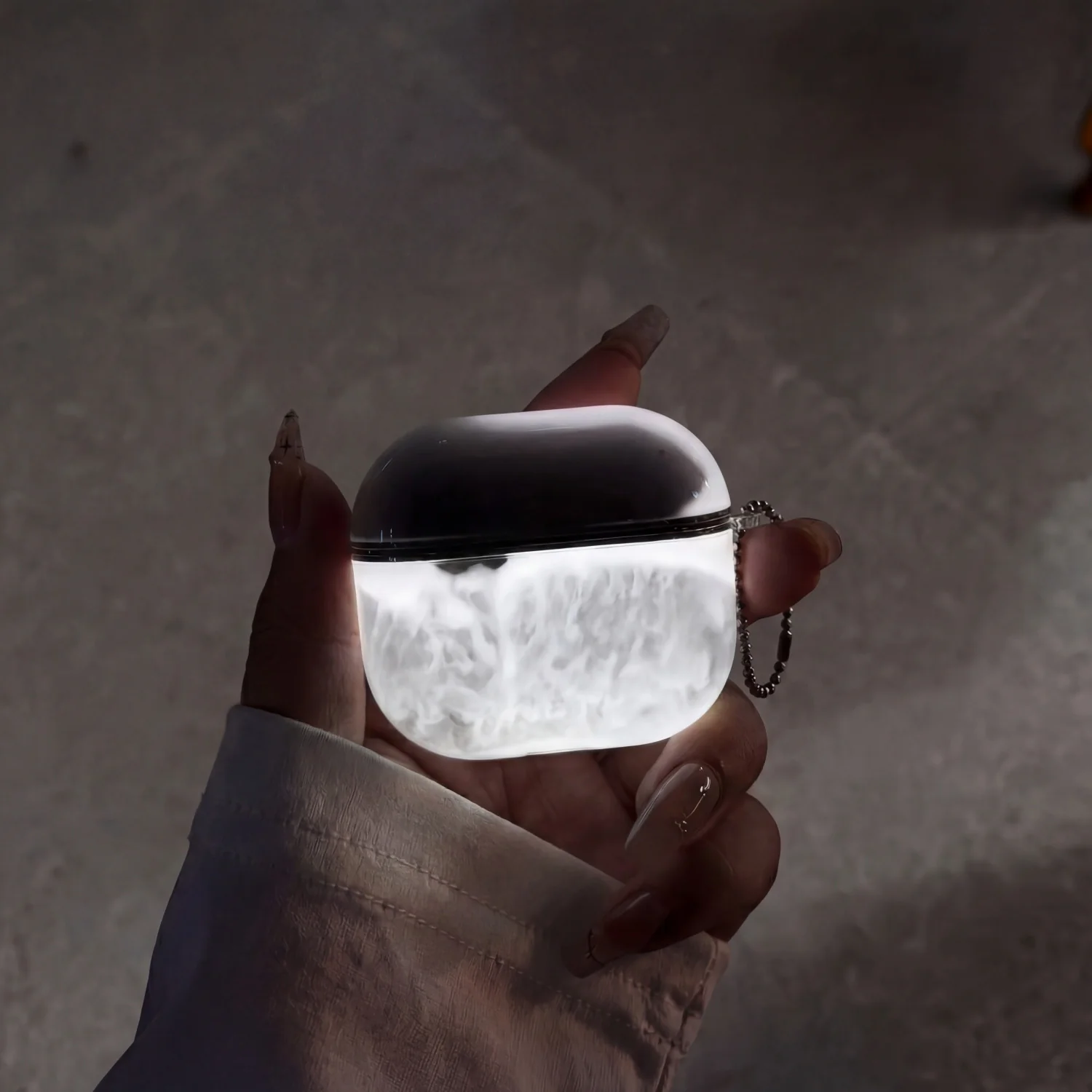 液体グリッター入りairpodsケース 暗闇で光る Airpods 1/2/3/4対応 流砂スパークル保護カバー 耐衝撃 かわいいケース - 