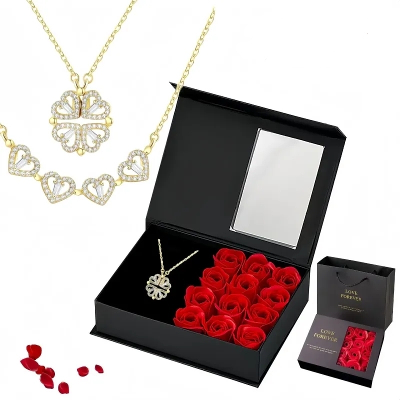 ダブルウェア ハートペンダントネックレス シックな四つ葉のクローバーデザイン スタイリッシュなギフト