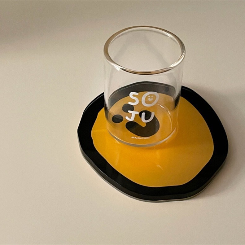 かわいい漫画柄アクリル製耐熱コースター,火傷防止カップマット,コーヒー・紅茶用,デスクデコレーション