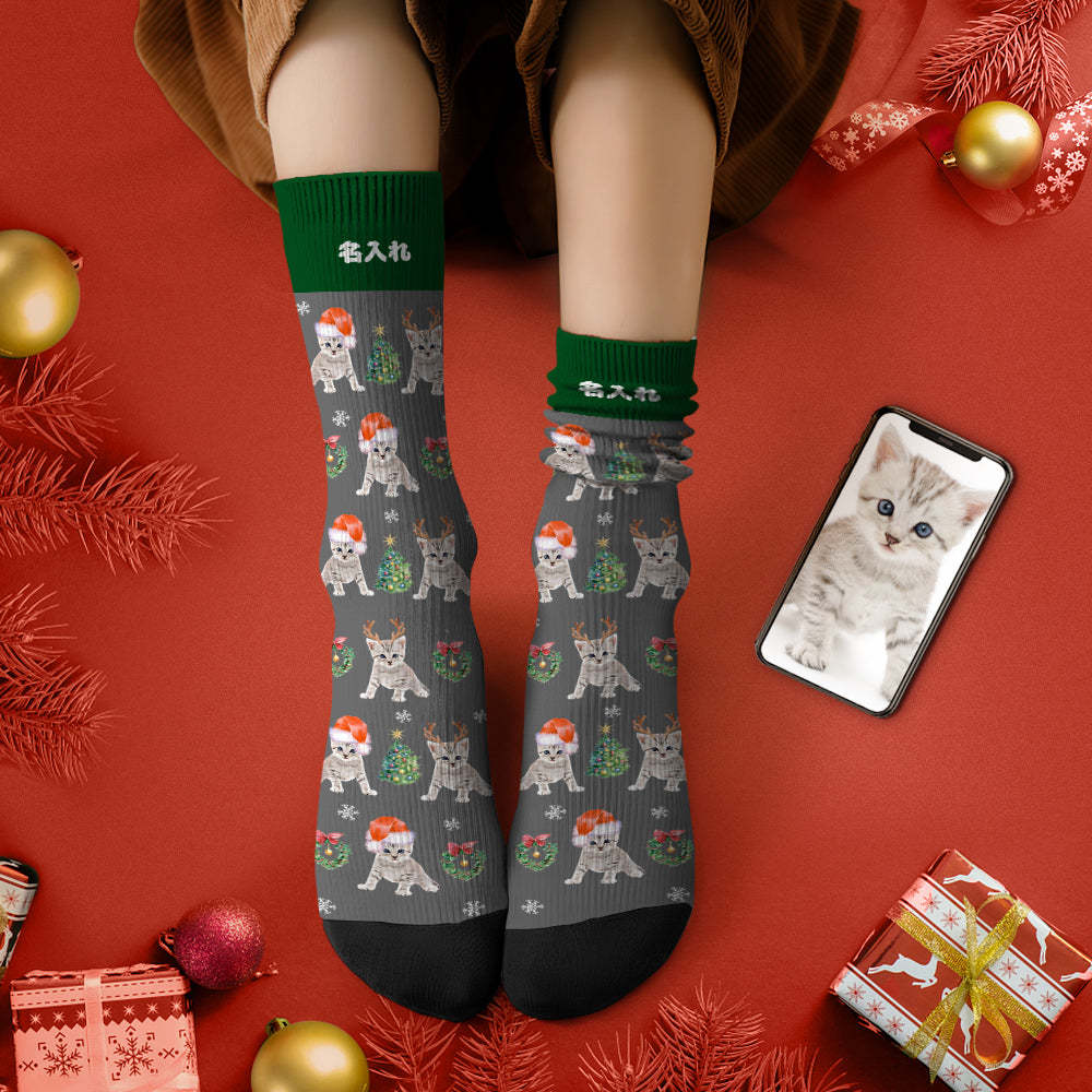 カスタムフェイスソックス-写真入れ名入れ可能なオリジナルクリスマス靴下プレゼント-サンタ帽子をかぶったかわいいネコ