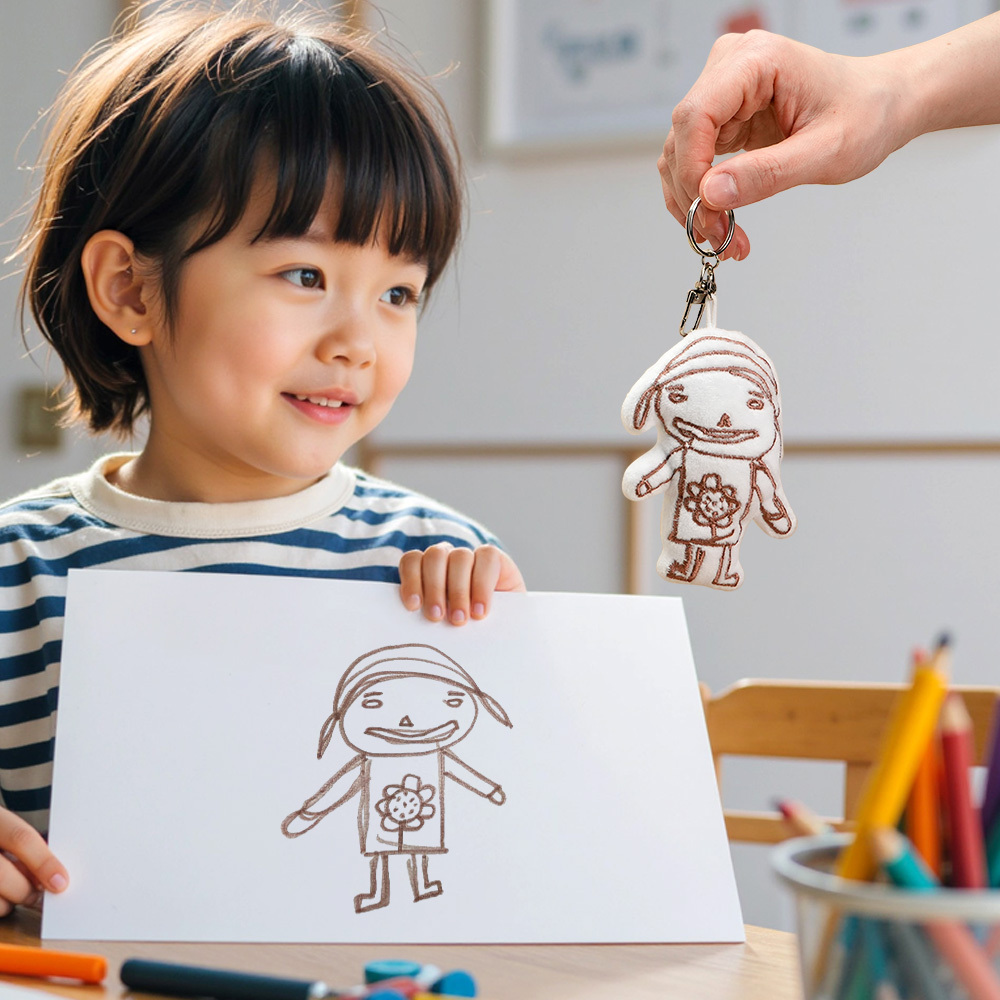 子供の絵からカスタムぬいぐるみキーホルダー、ぬいぐるみ落書き人形、アートワークぬいぐるみ手作りの思い出の記念品ユニークな家族のプレゼント