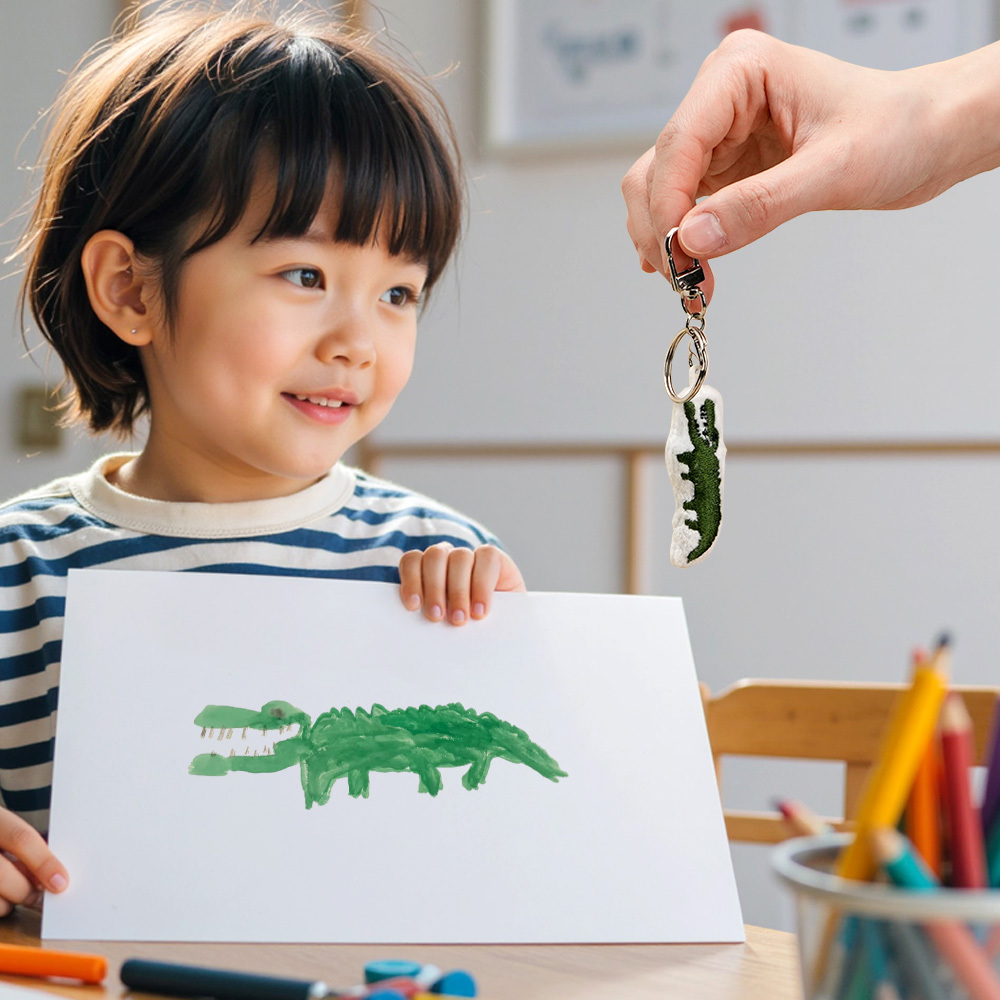 子供の絵からカスタムぬいぐるみキーホルダー、ぬいぐるみ落書き人形、アートワークぬいぐるみ手作りの思い出の記念品ユニークな家族のプレゼント