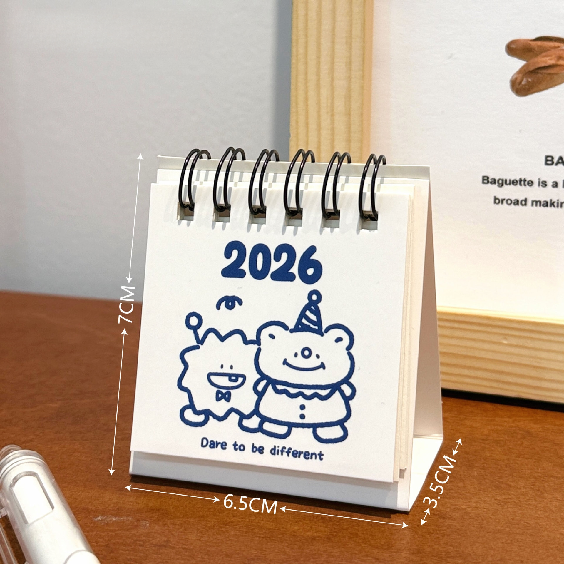 かわいいミニペットカレンダー 2026 ミニキッズデスクトップカレンダー 愛らしい動物プリント付き 6.5*3*7cm - 