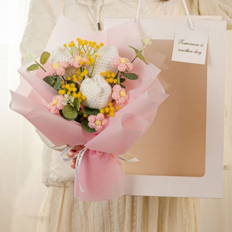 かぎ針編みの花のブーケ手作り編みのチューリップのブーケ 彼女