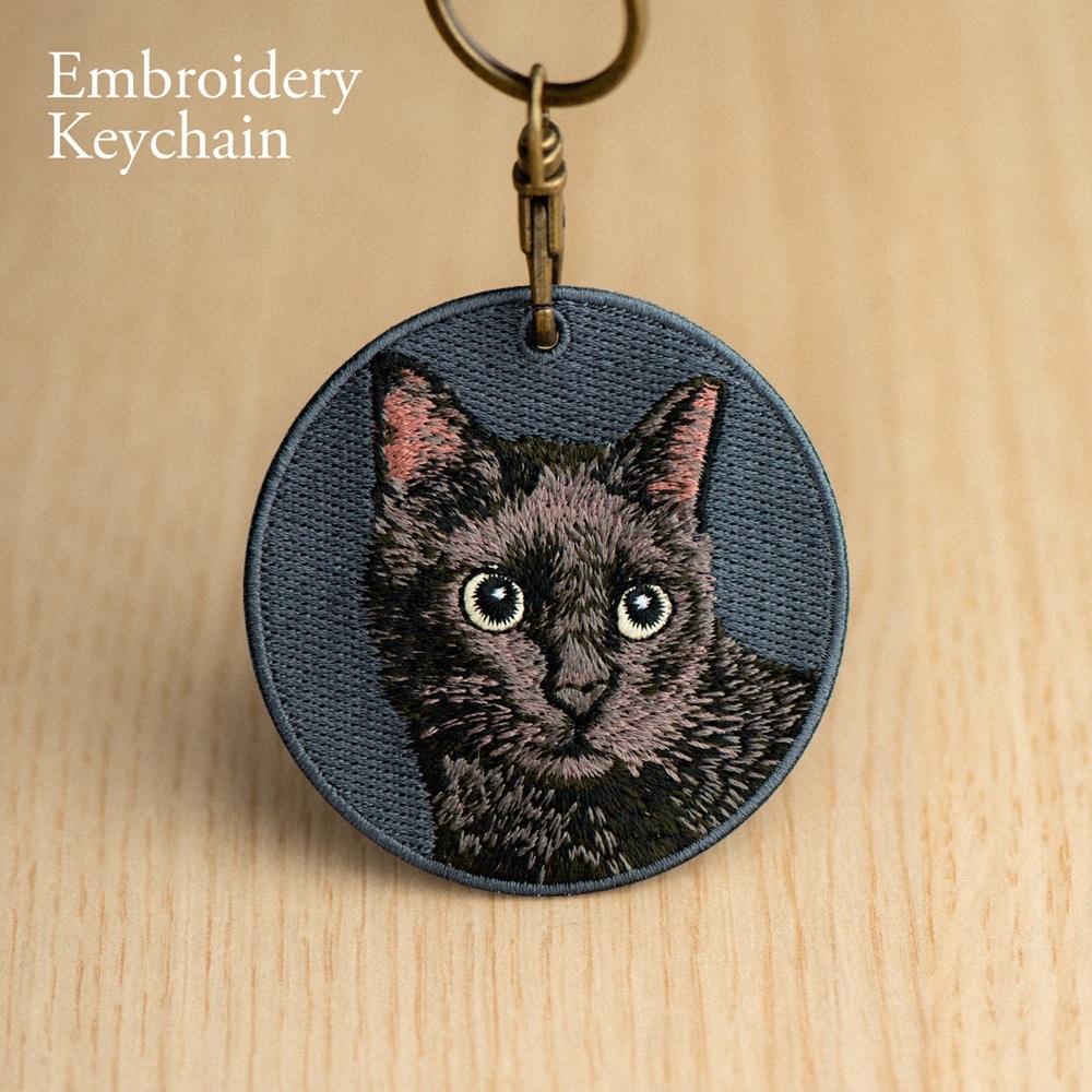 刺繍入り猫キーホルダー.リアルな猫種デザイン.猫好きの方にぴったりのかわいい動物キーホルダー. - 
