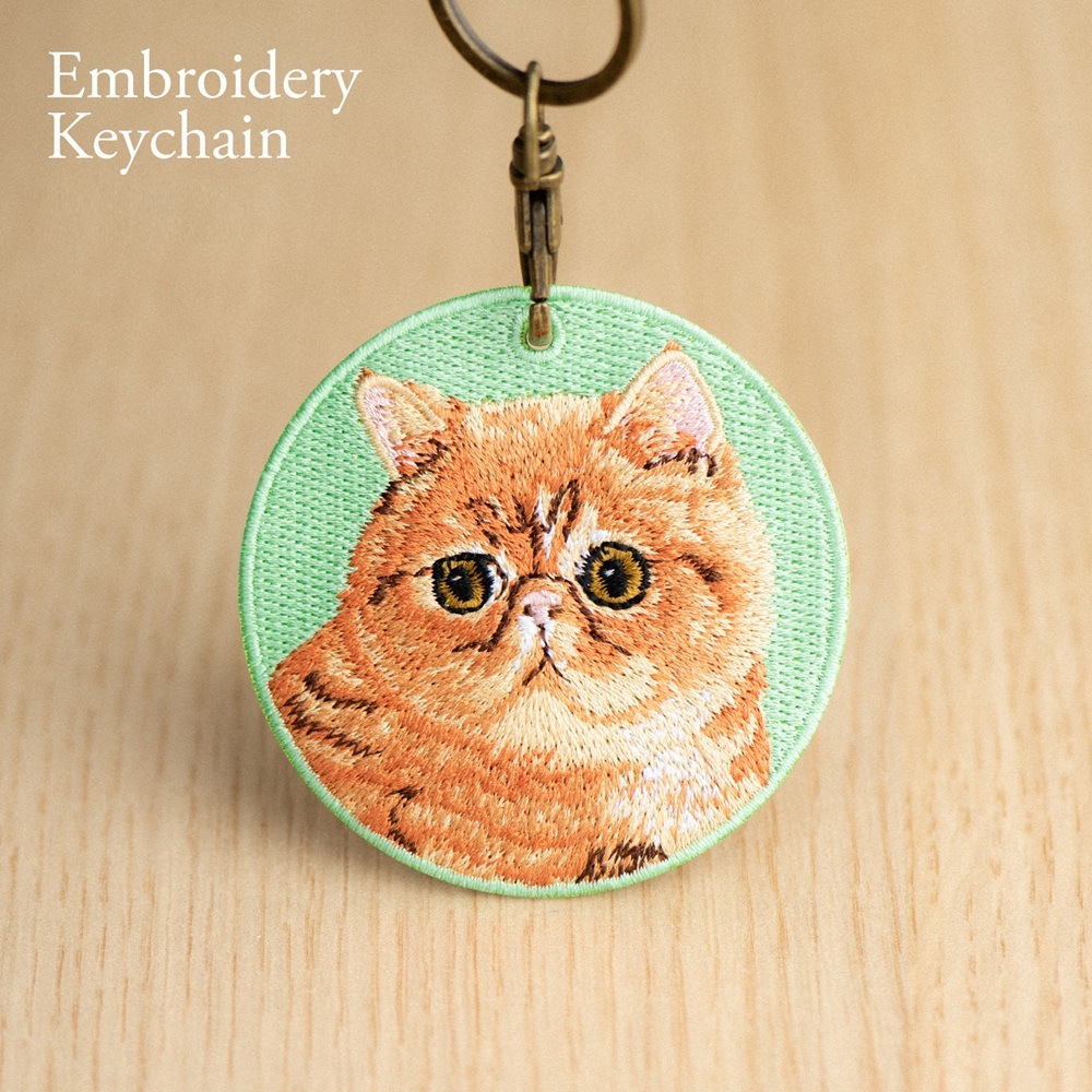 刺繍入り猫キーホルダー.リアルな猫種デザイン.猫好きの方にぴったりのかわいい動物キーホルダー. - 