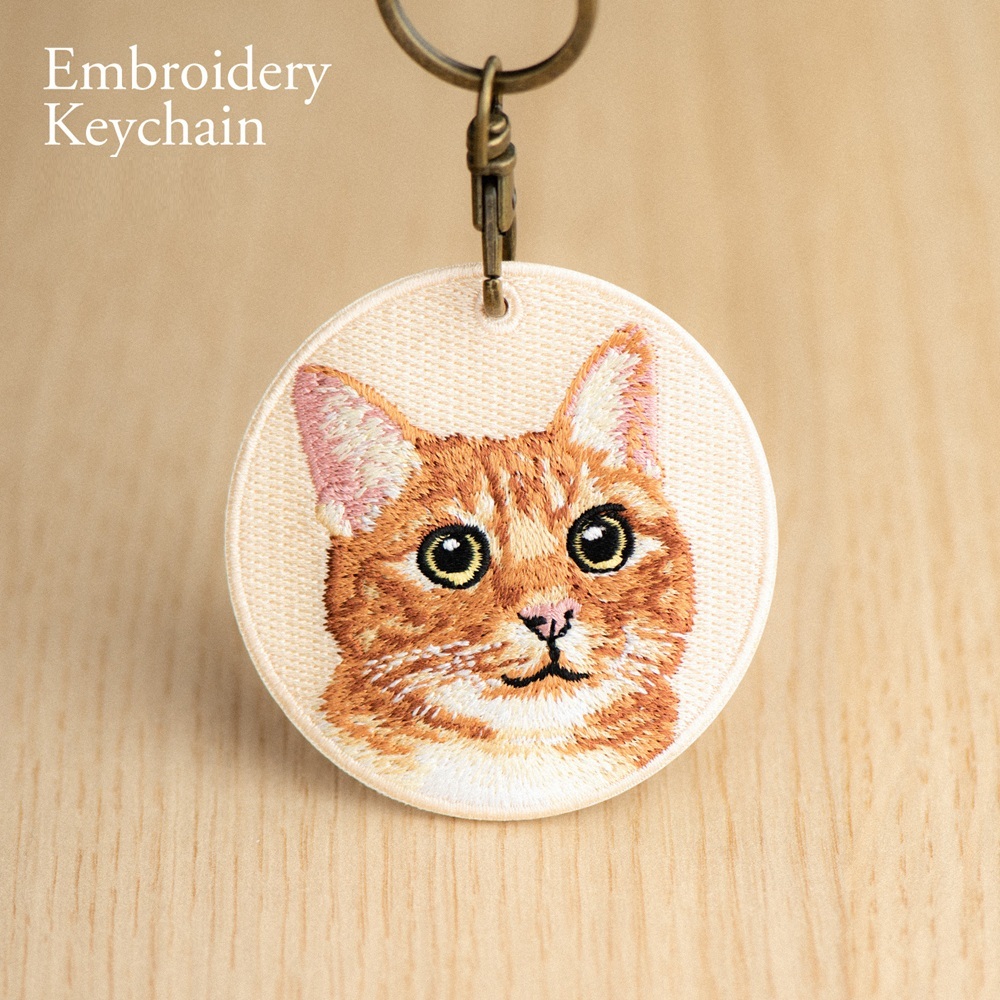 刺繍入り猫キーホルダー.リアルな猫種デザイン.猫好きの方にぴったりのかわいい動物キーホルダー. - 
