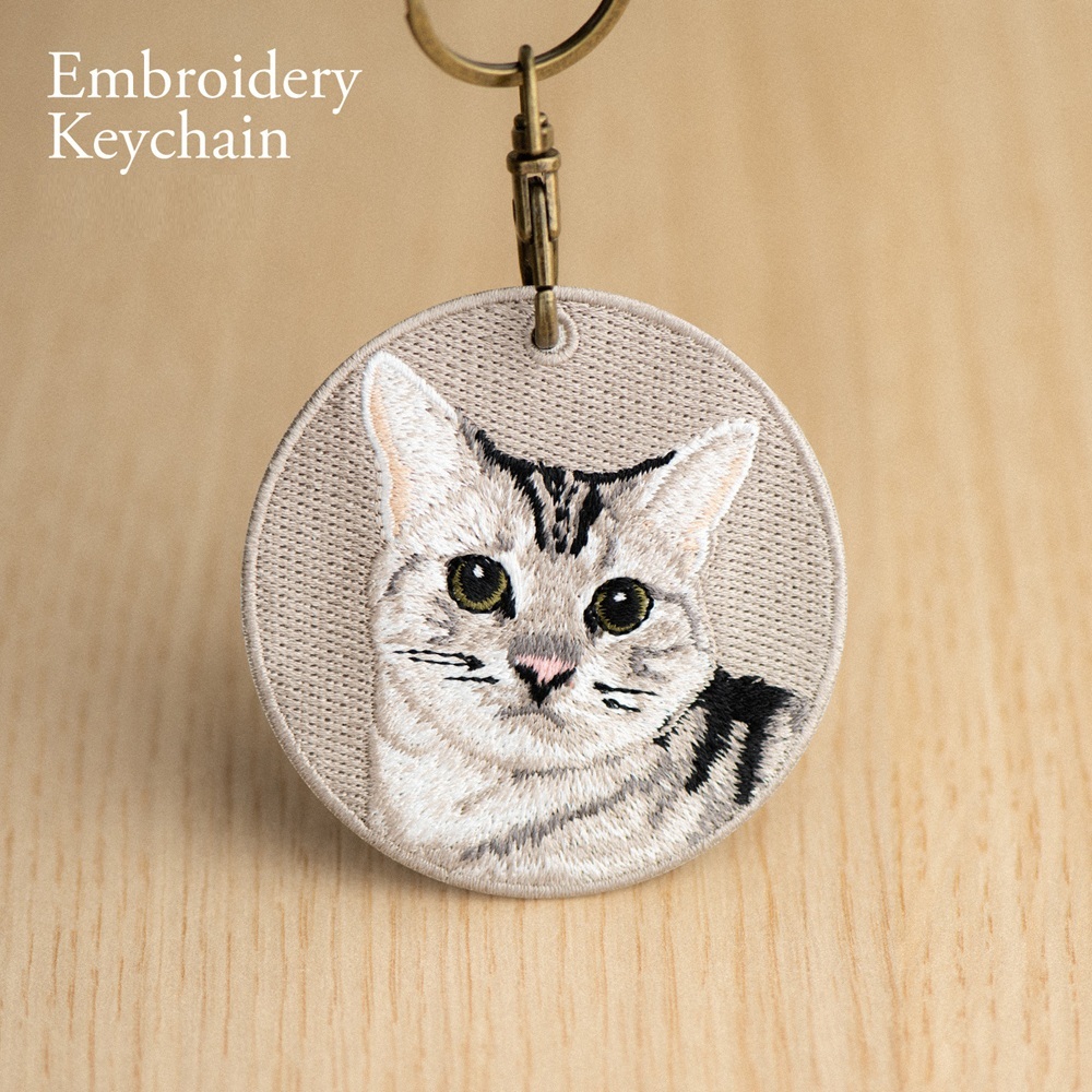 刺繍入り猫キーホルダー.リアルな猫種デザイン.猫好きの方にぴったりのかわいい動物キーホルダー. - 