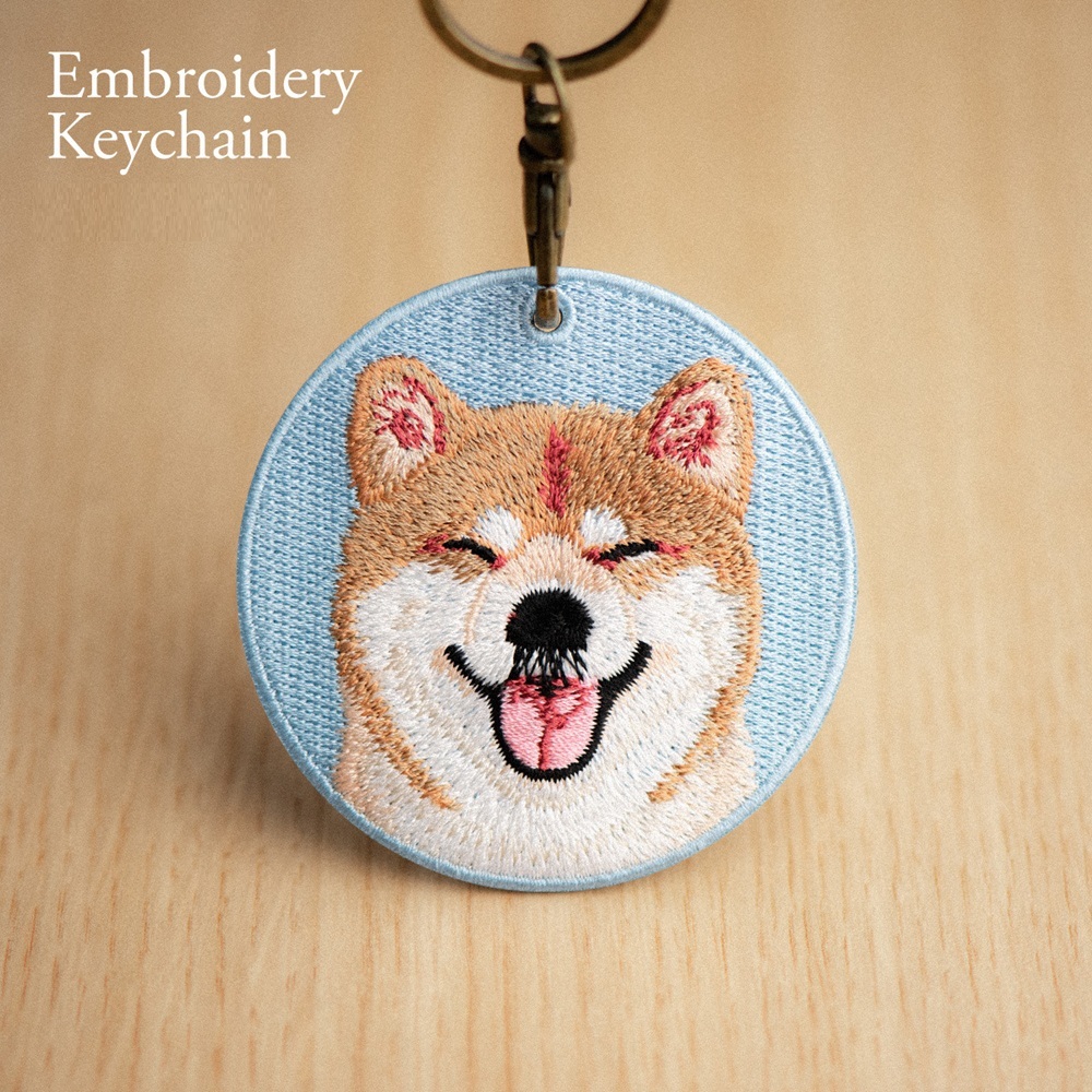刺繍入り犬キーホルダー.リアルな犬種デザイン.犬好きの方にぴったりのかわいい動物キーホルダー. - 