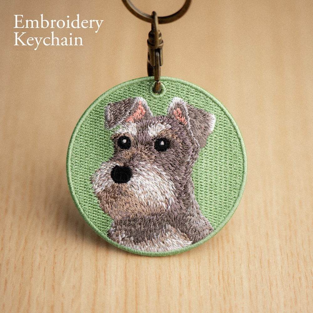 刺繍入り犬キーホルダー.リアルな犬種デザイン.犬好きの方にぴったりのかわいい動物キーホルダー. - 