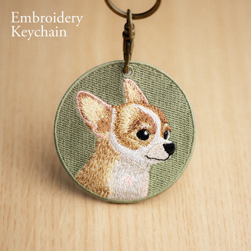 刺繍入り犬キーホルダー.リアルな犬種デザイン.犬好きの方にぴったりのかわいい動物キーホルダー. - 