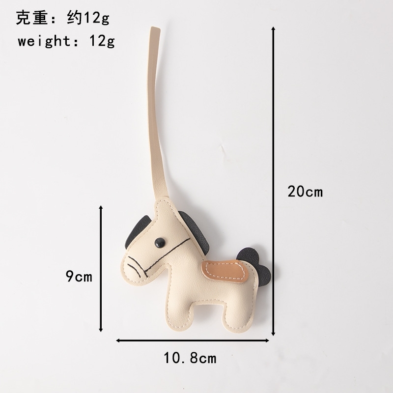 2026年幸運の馬革キーホルダー かわいいポニーバッグチャーム 富がやってくる かわいいアクセサリー