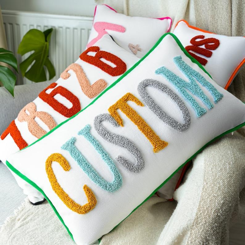 ホームデコレーション用パンチニードル刺繍入りカスタム枕カバー,パーソナライズギフト,卒業祝い,寮の部屋の装飾,子供部屋の装飾 - 