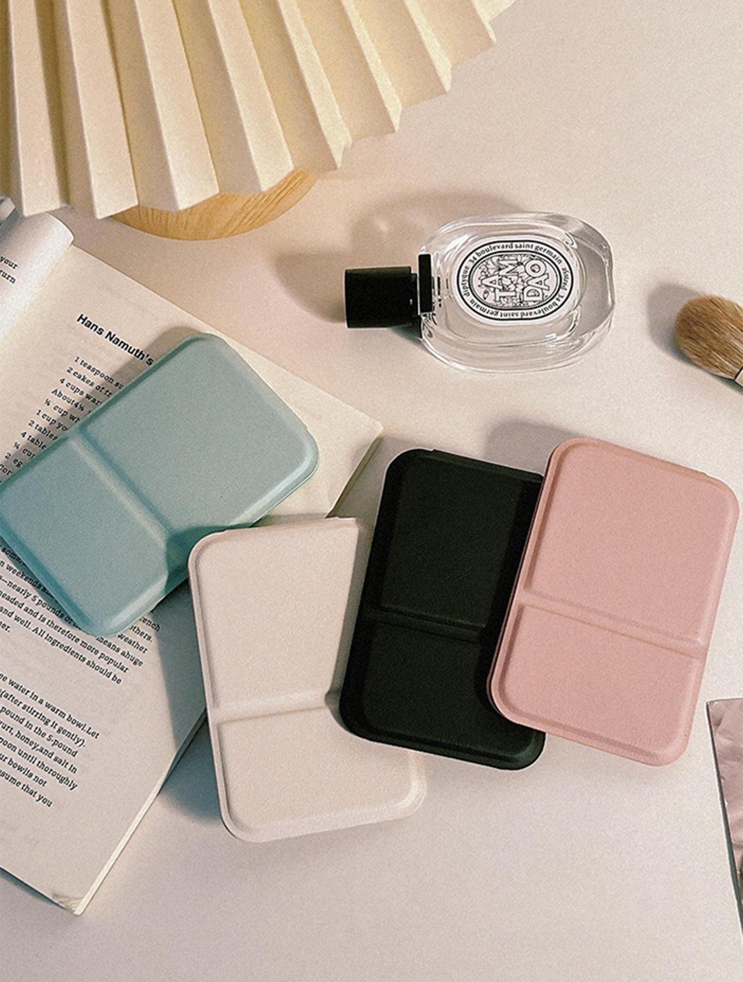 パーソナライズされたメイクアップミラー 母の日ギフト 名前入りポケットミラー カスタム折りたたみ式メイクアップミラー