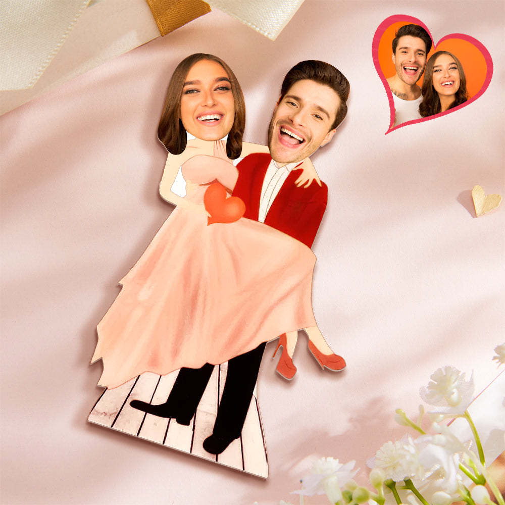Personalized Plaque Carry Your Love Caricature Couple Custom Face MiniMe Decor Gift for Lover - mymoonlampau