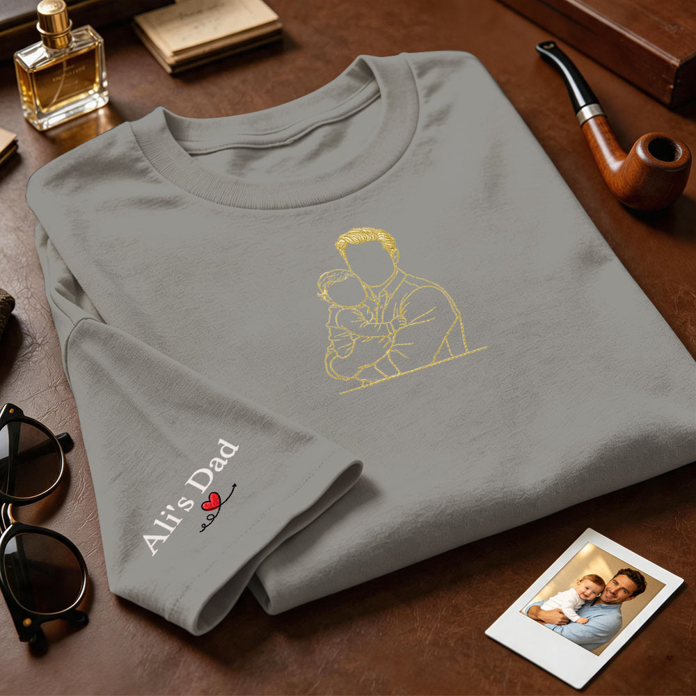 Custom Full Color Embroidered Sweatshirt Portrait Couple/Dad/Mom Family Gift Personalized Fathers Day Gift Idea - MyMoonLampAu