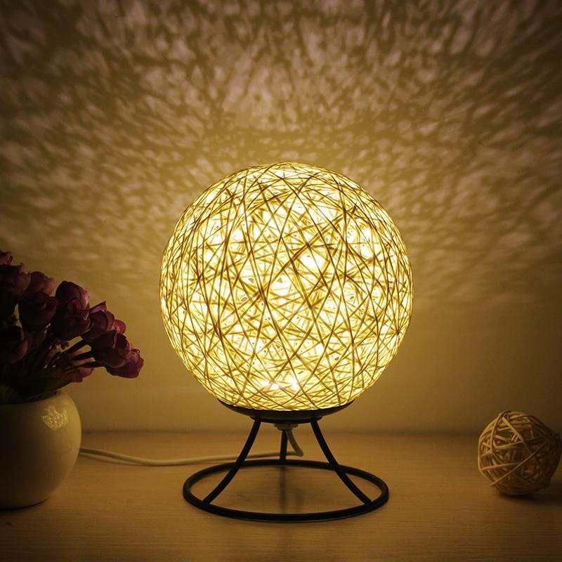 Sepak Takraw Night Light Moon Lamp