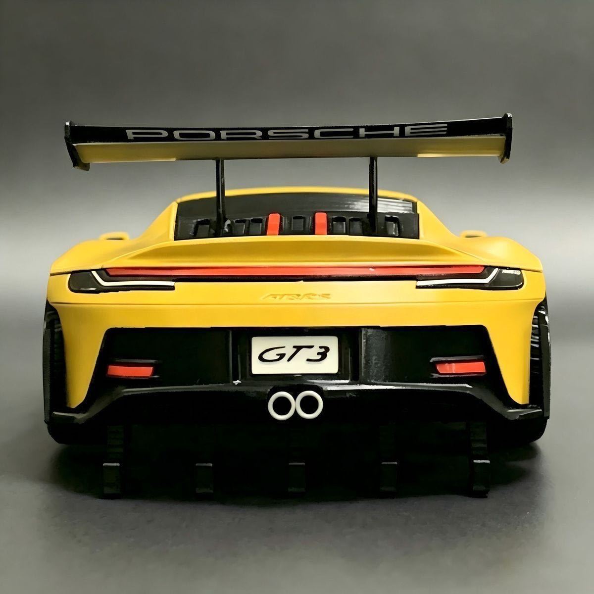 Racing Style Rear Wing Key Holder – Premium Sports Car Themed Gift for Men, Holiday Decor & Entryway Key Organizer - MyMoonLampAu