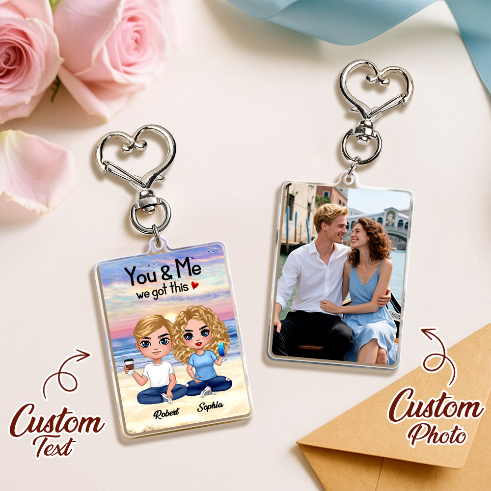 Custom Photo Keychain Personalized Couple Portrait Key Ring with Heart-Shaped Hook - MyMoonLampAu