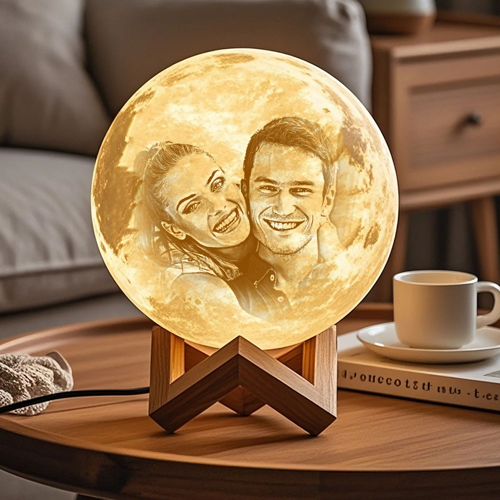 Customised 3D Photo Moon Lamp Valentine's Day Gift Engraved Luna Lamp Perfect Gift For Couples