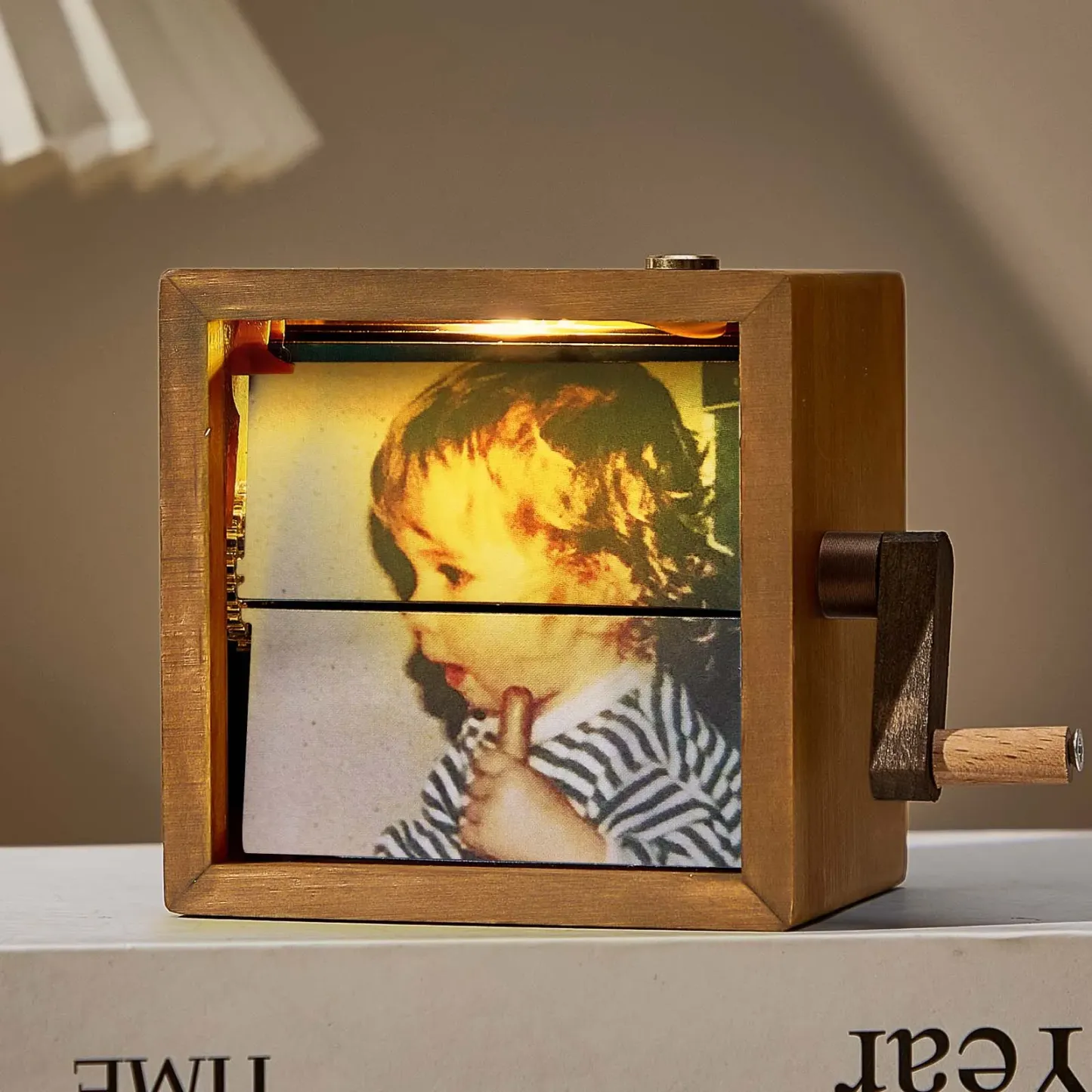 Custom Music Flipbook Frame Animation Machine Mechanical Hand-cranked Photo Album Personalized Gift for Her - MyMoonLampAu