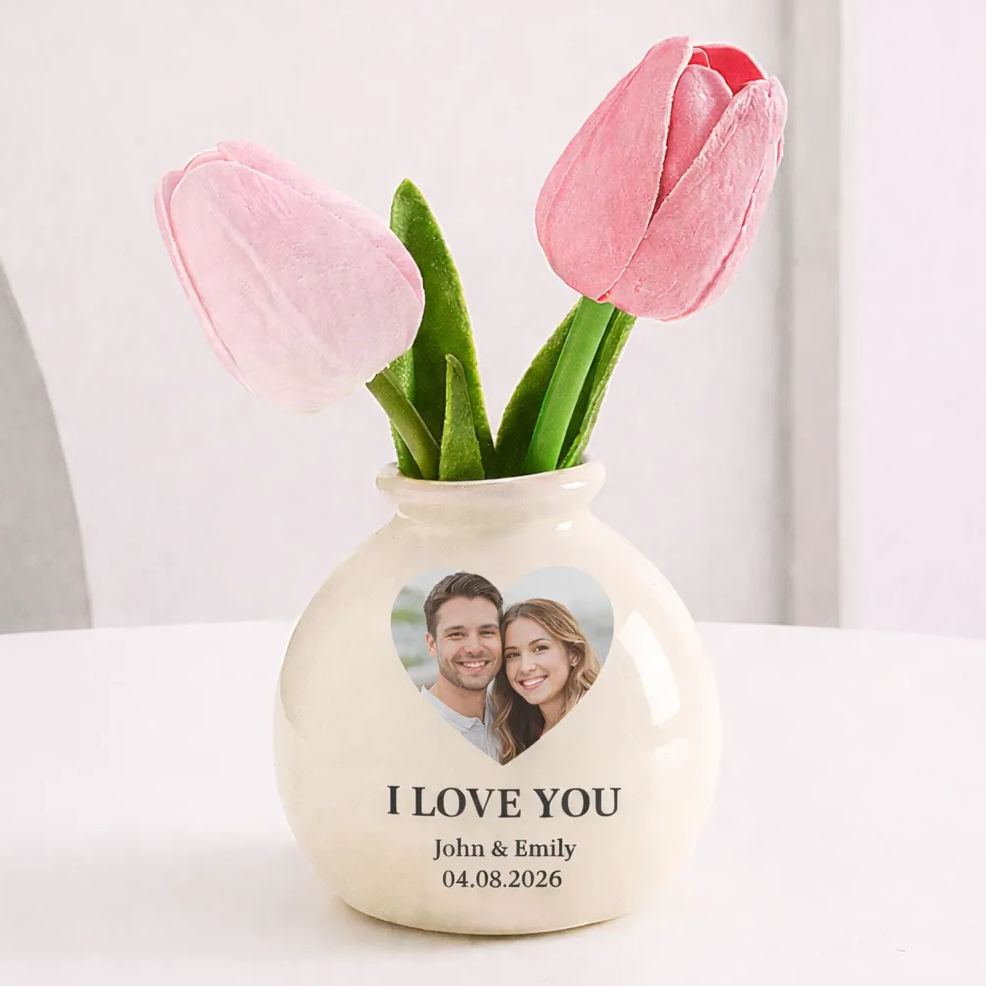 Cream Style Ceramic Mini Vase with Tulip Flowers – Aesthetic Minimalist Home Decor, Cute Small Flower Arrangement for Desk, Shelf & Gift - MyMoonLampAu