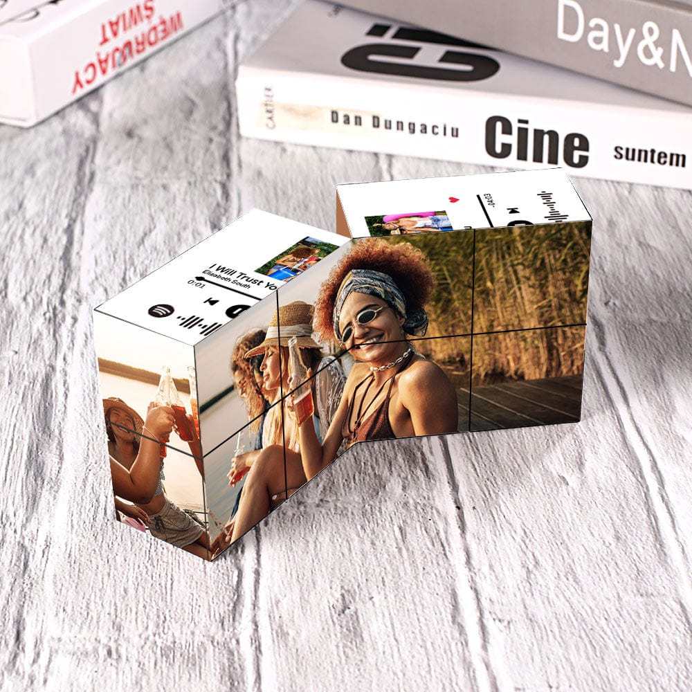 Personalized Magic Photo Cube with Spotify Code Living Room Gifts For Friends - auphotoblanket