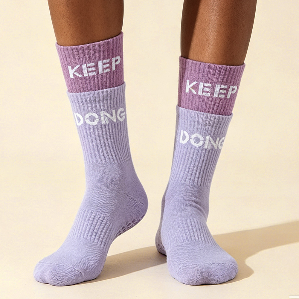 Yoga Grip Socks for Women, Mid Calf Pilates Grip Socks Non Slip Grip Socks, Warm Indoor Floor Workout Socks Matching Shark Pants - MyPhotoSocksAu