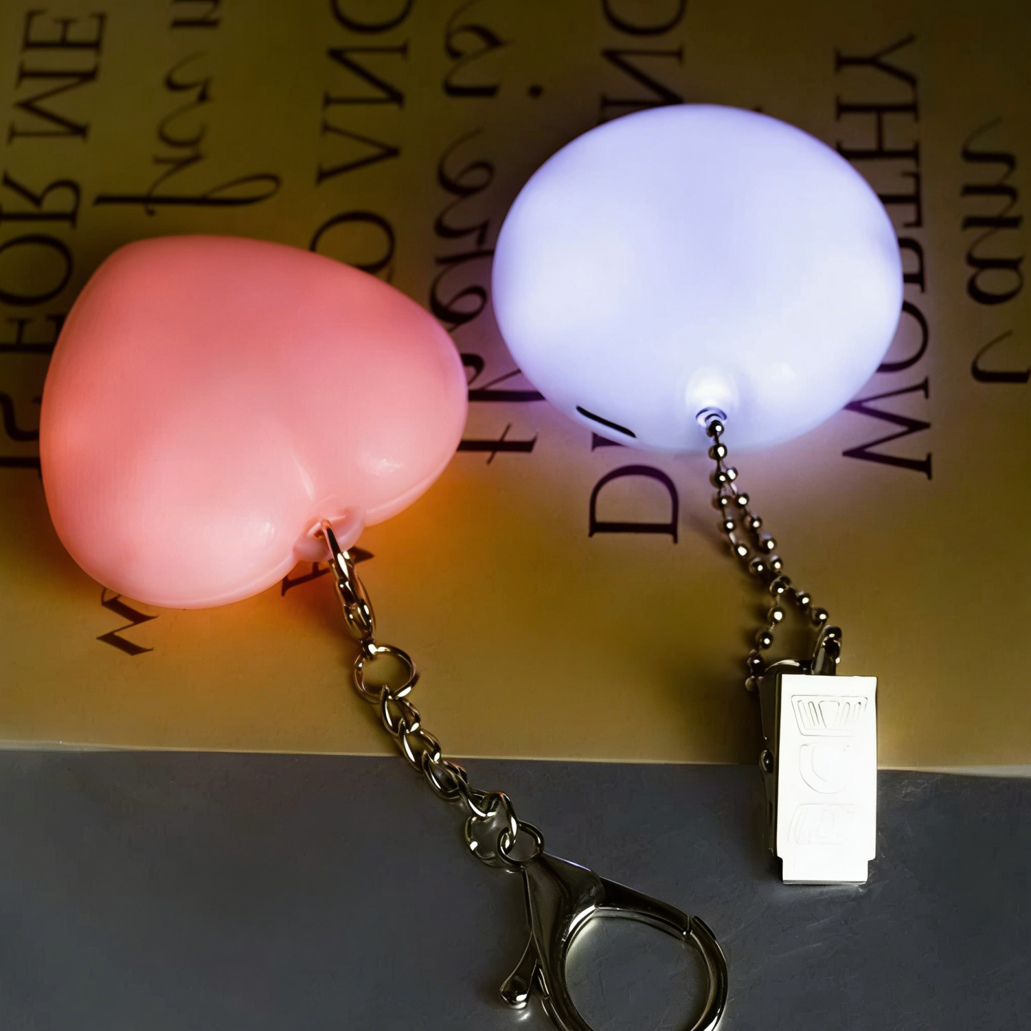 Cute Cat Paw Light Keychain Rechargeable Mini Bag Charm with Double Chain White Cat Paw Design - MyPhotoSocksAu