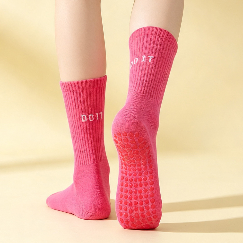 Professional Grip Socks Women Mid Calf Yoga Grip Socks, Non Slip Pilates Grip Socks Sweat Wicking Indoor Fitness Floor Socks - MyPhotoSocksAu