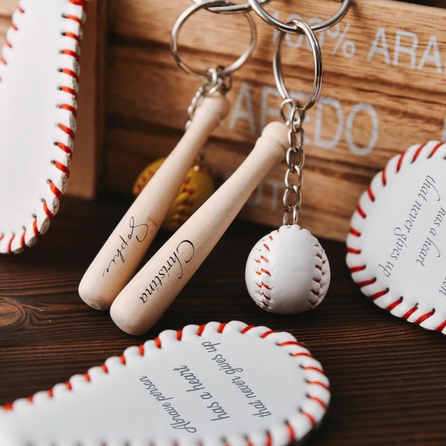 Personalized leather baseball keychain, Groomsmen mini baseball keychain, custom gifts for baseball fans, gifts for him/her - MyPhotoSocksAu