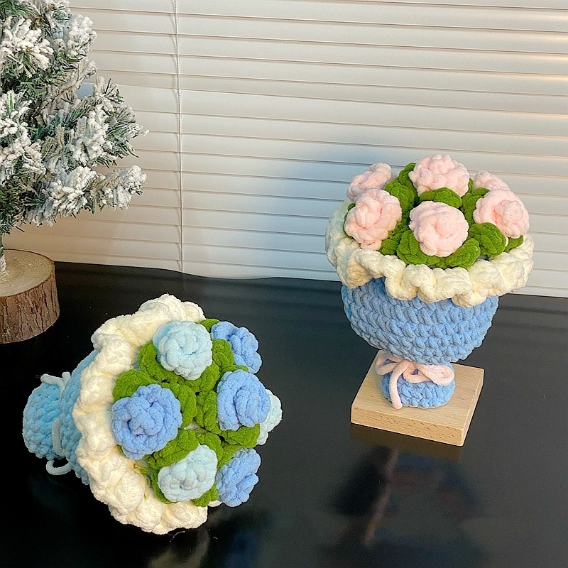 Handmade Diy Woven Ice Line Holding A Rose Bouquet Finished Homemade Crochet Material Mother'S Day Anniversary Gift - MyFaceUnderwearAU