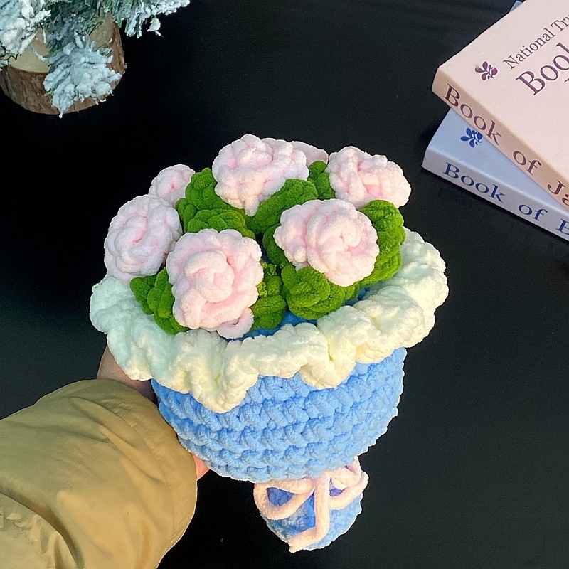 Handmade Diy Woven Ice Line Holding A Rose Bouquet Finished Homemade Crochet Material Mother'S Day Anniversary Gift - MyFaceUnderwearAU
