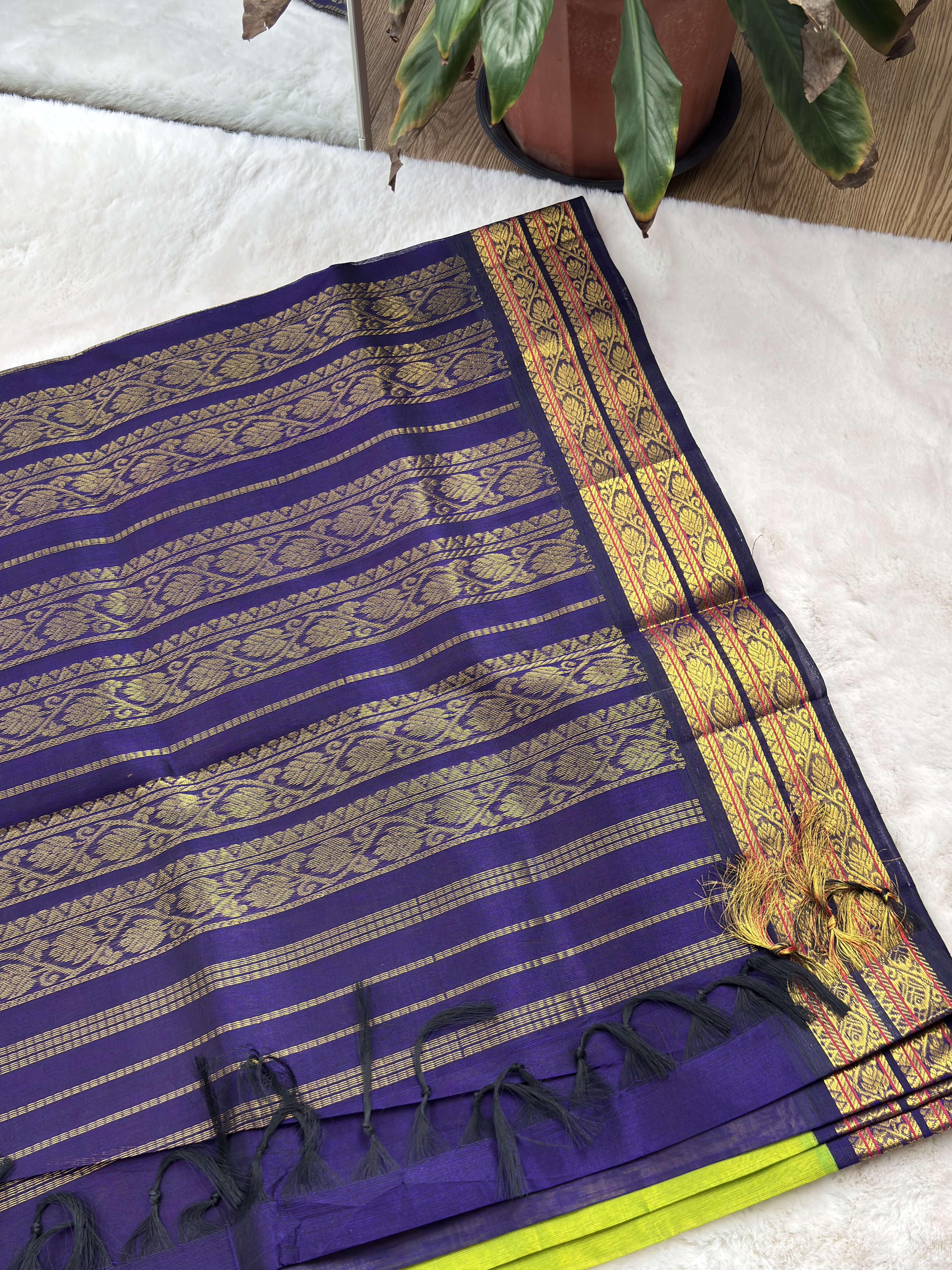 Plain Silk Cotton with Korvai Border