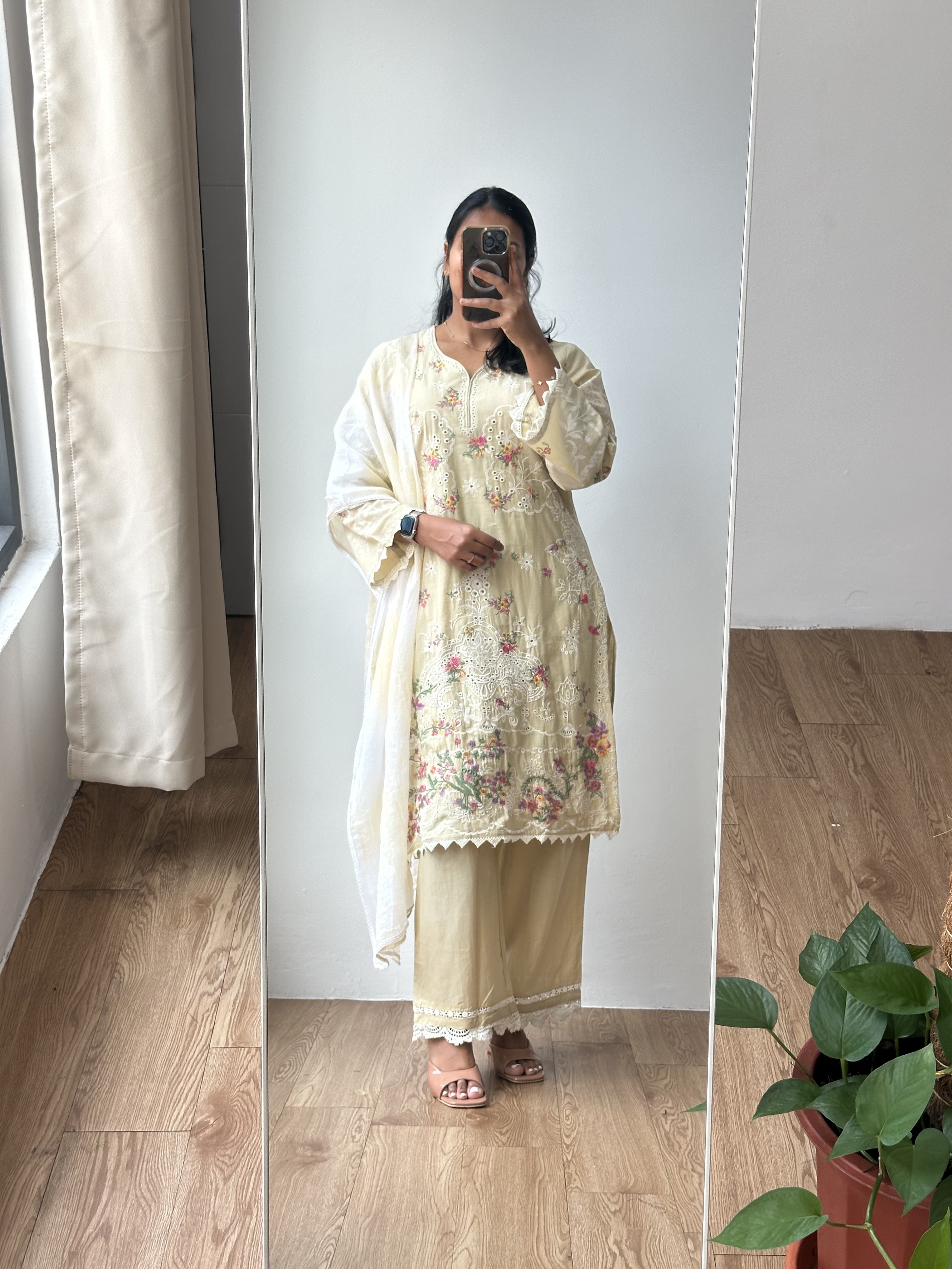 Lucknowi Kurta Set