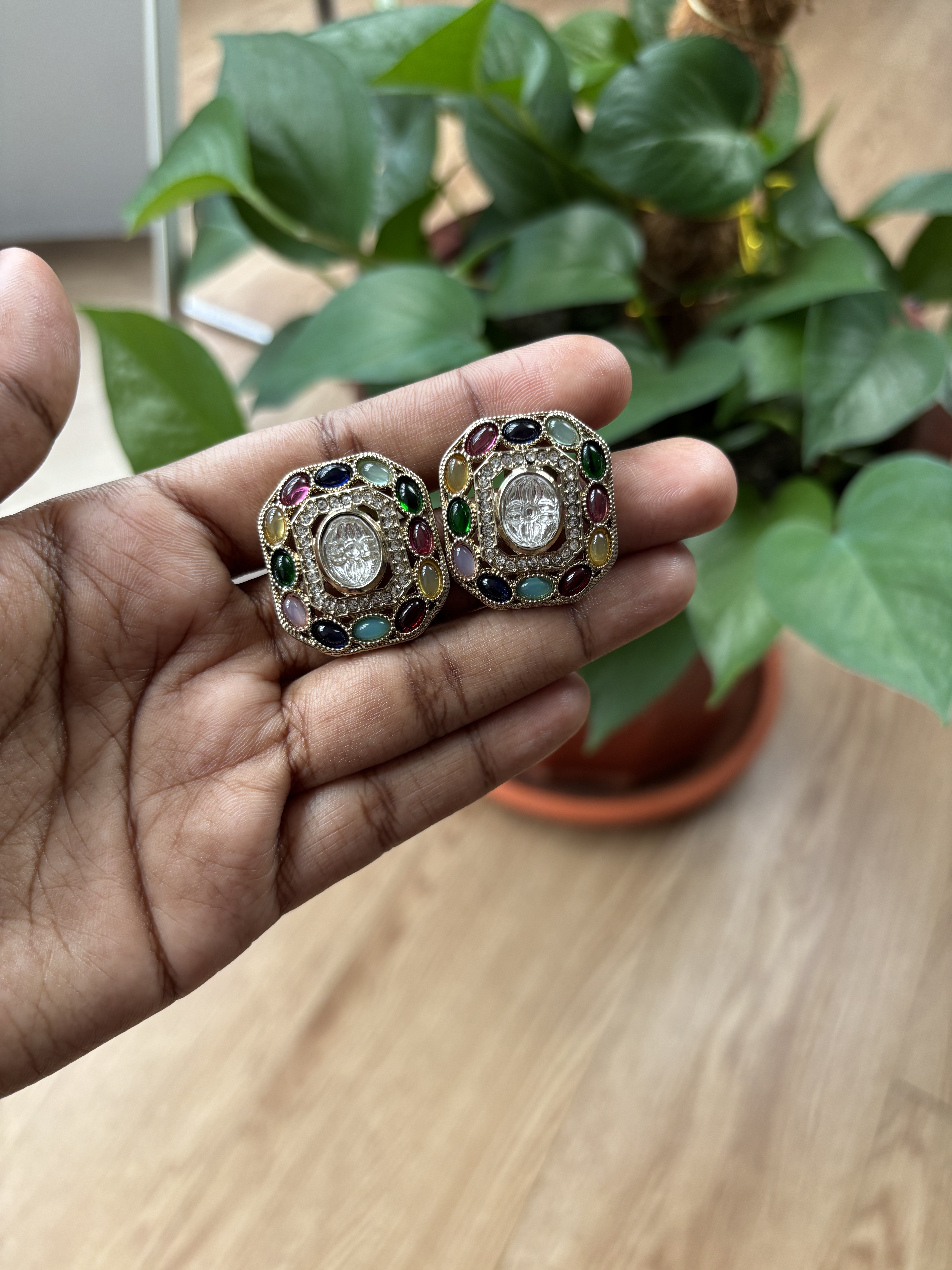 Mozanite Uncut Kundan Stud