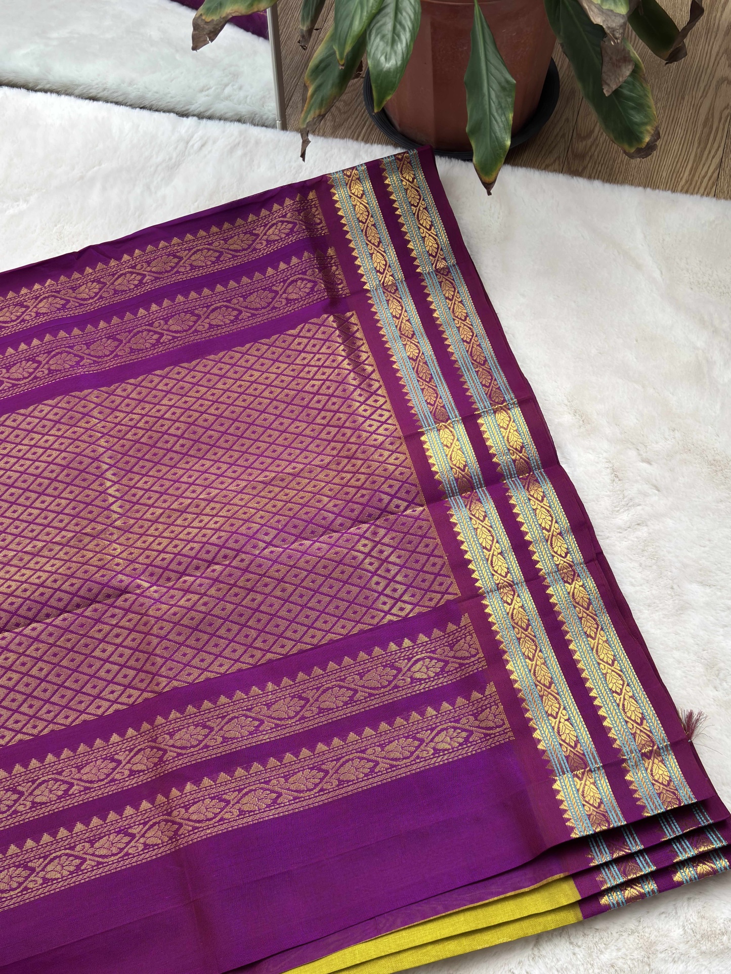 Plain Silk Cotton with Korvai Border