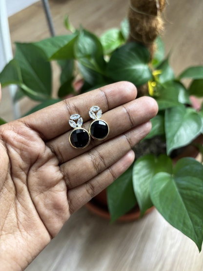 Casual Stone Stud