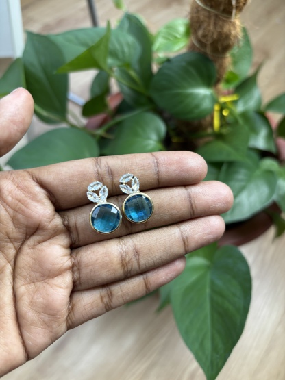 Casual Stone Stud
