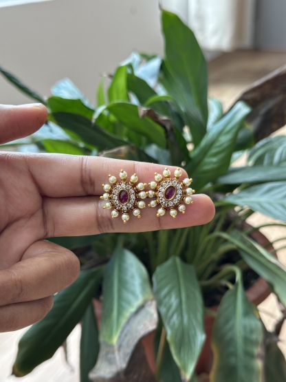 AD Pearl Stud