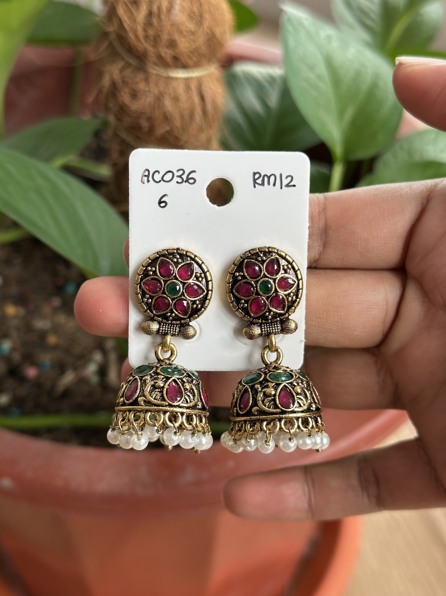 Stone Jhumka