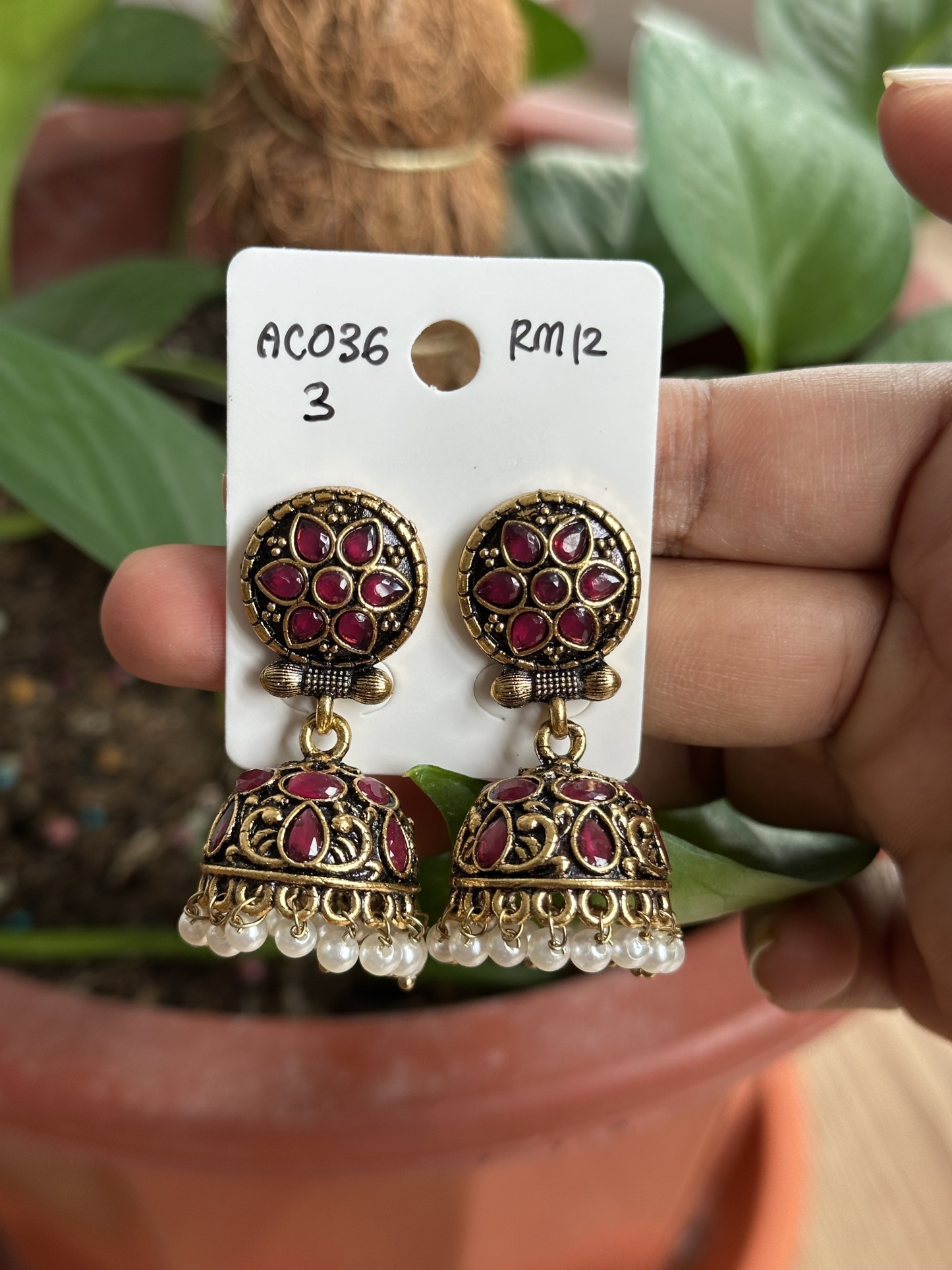 Stone Jhumka
