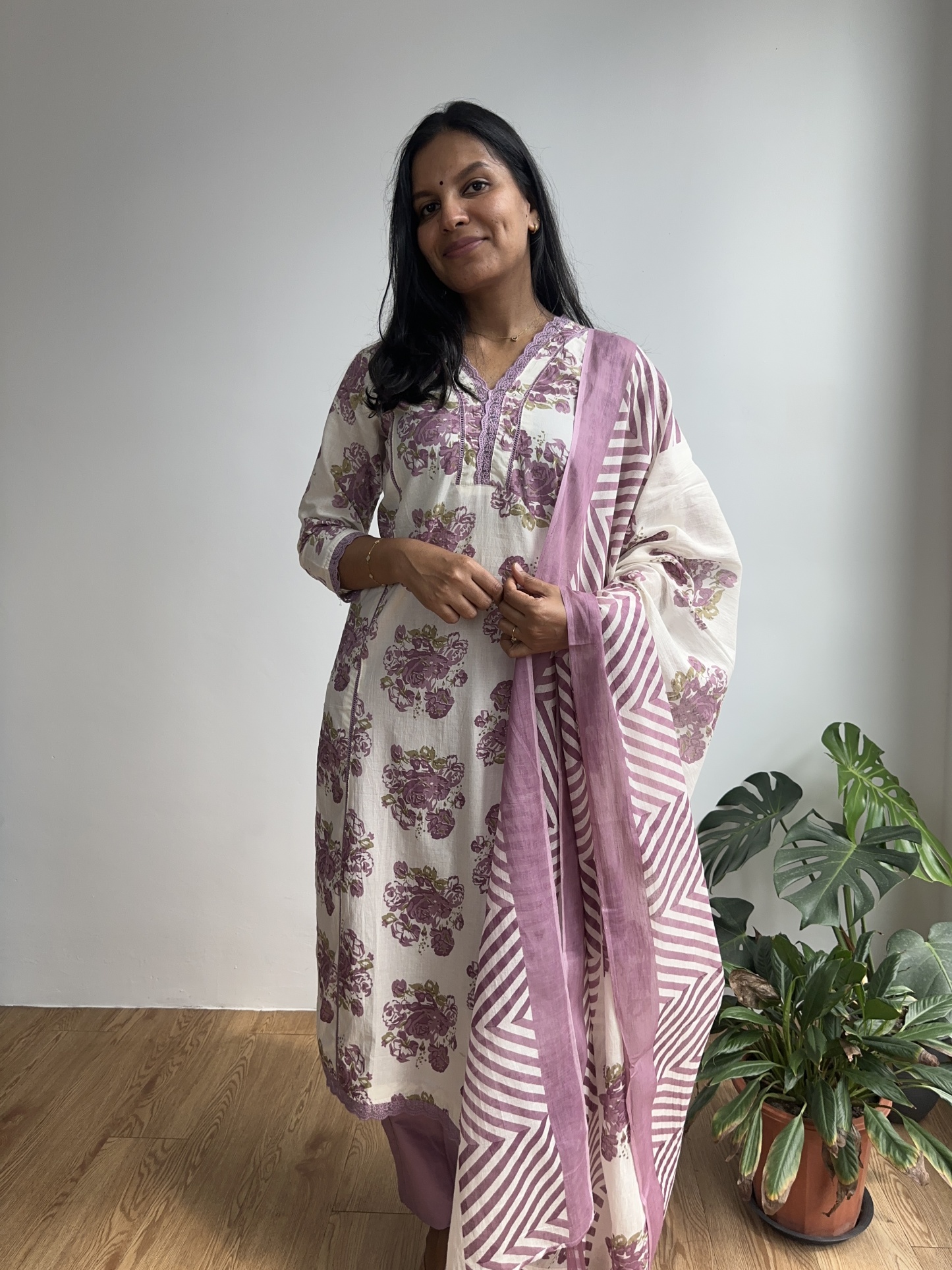 Lace Work Kurta Set