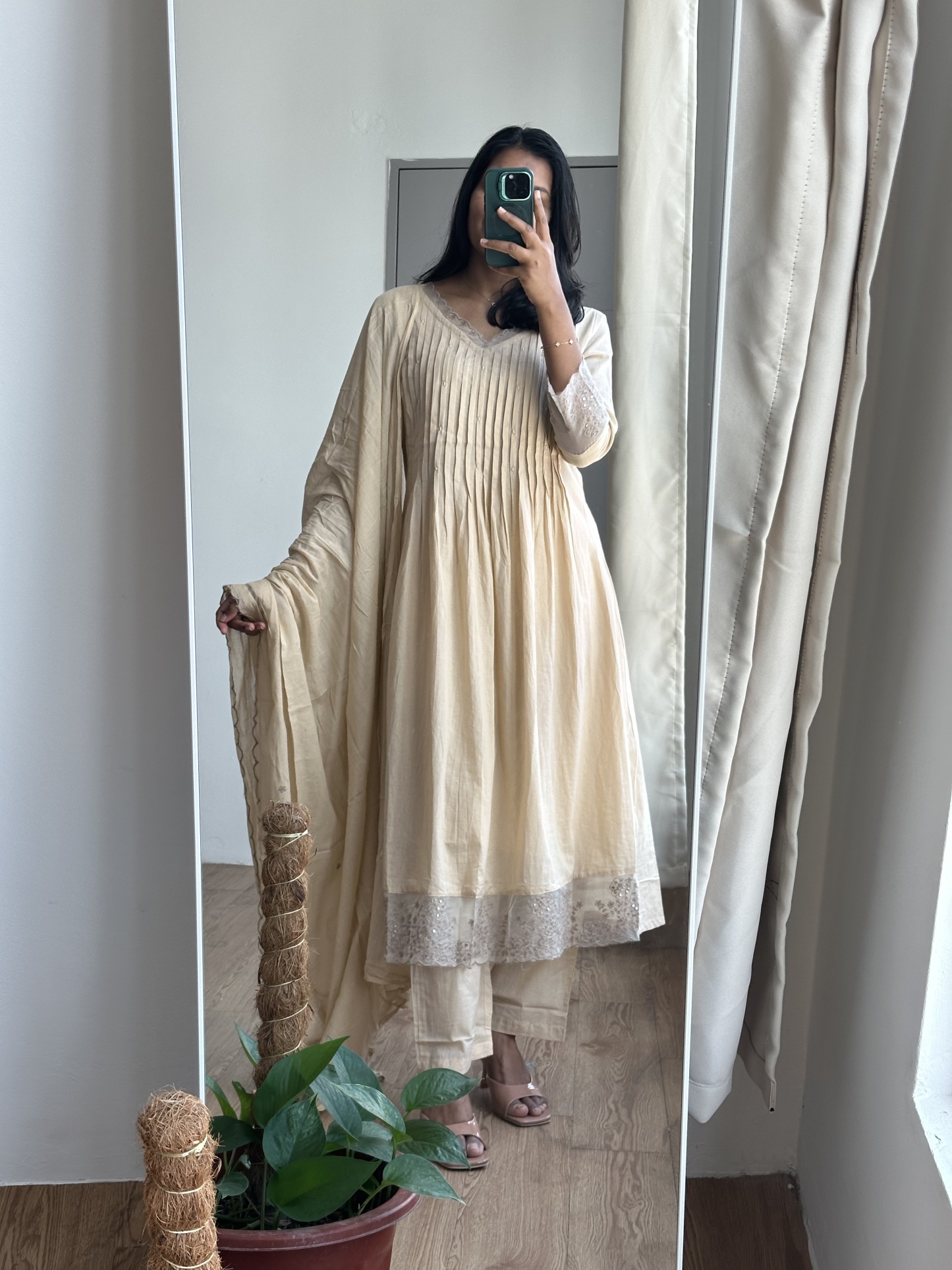 Mul Cotton Lace Suit