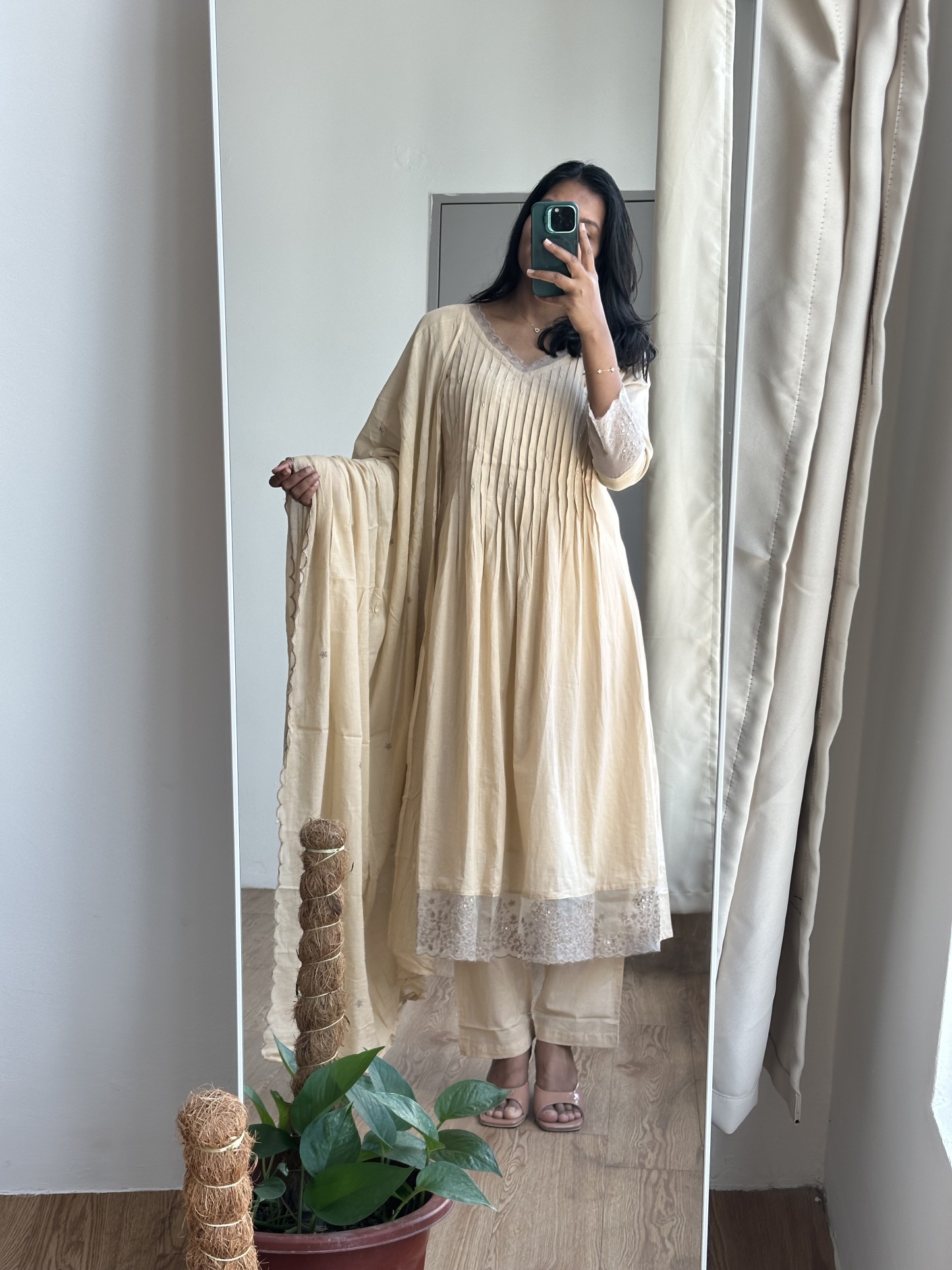 Mul Cotton Lace Suit