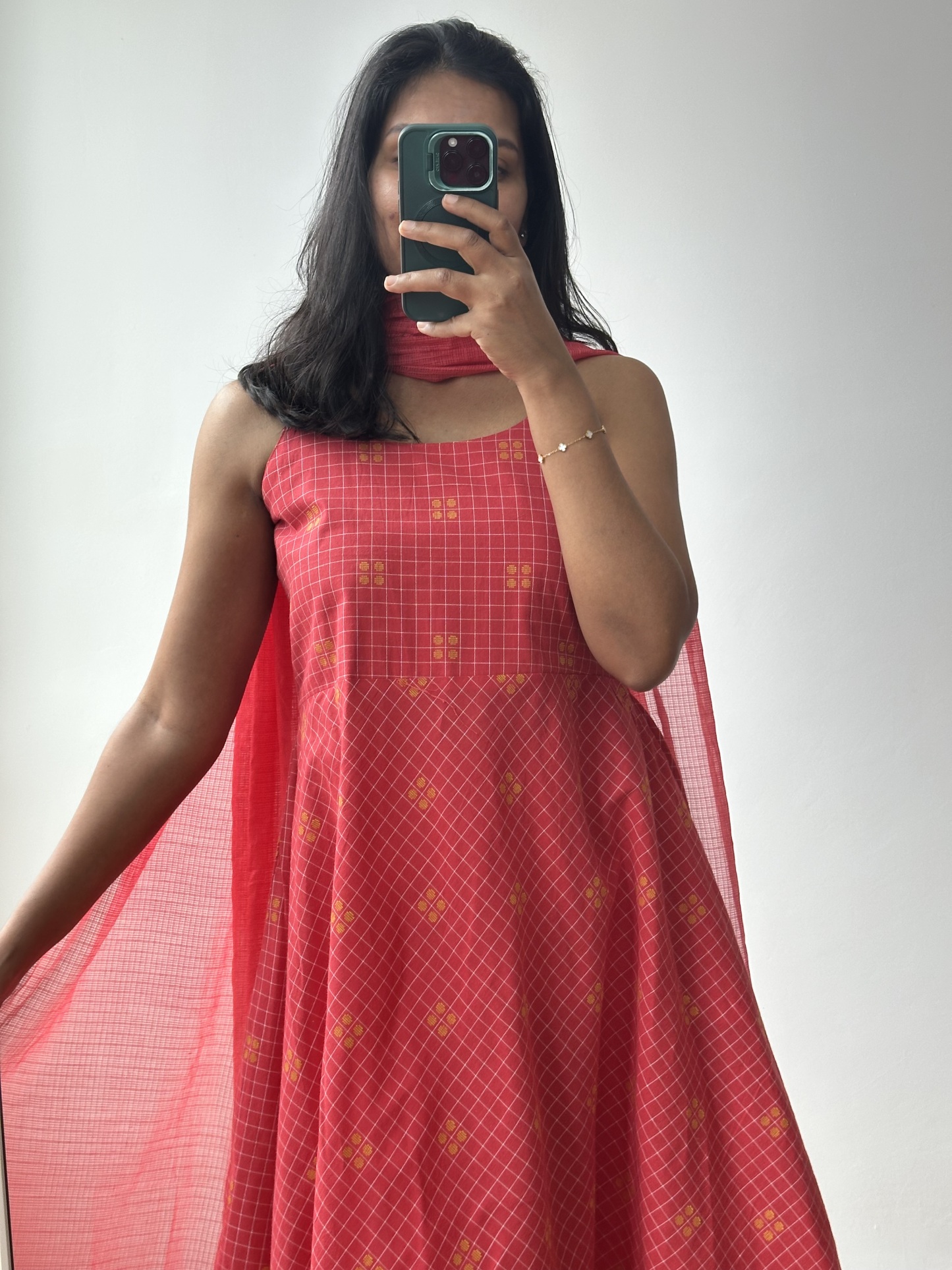 Sleeveless Kurta Set