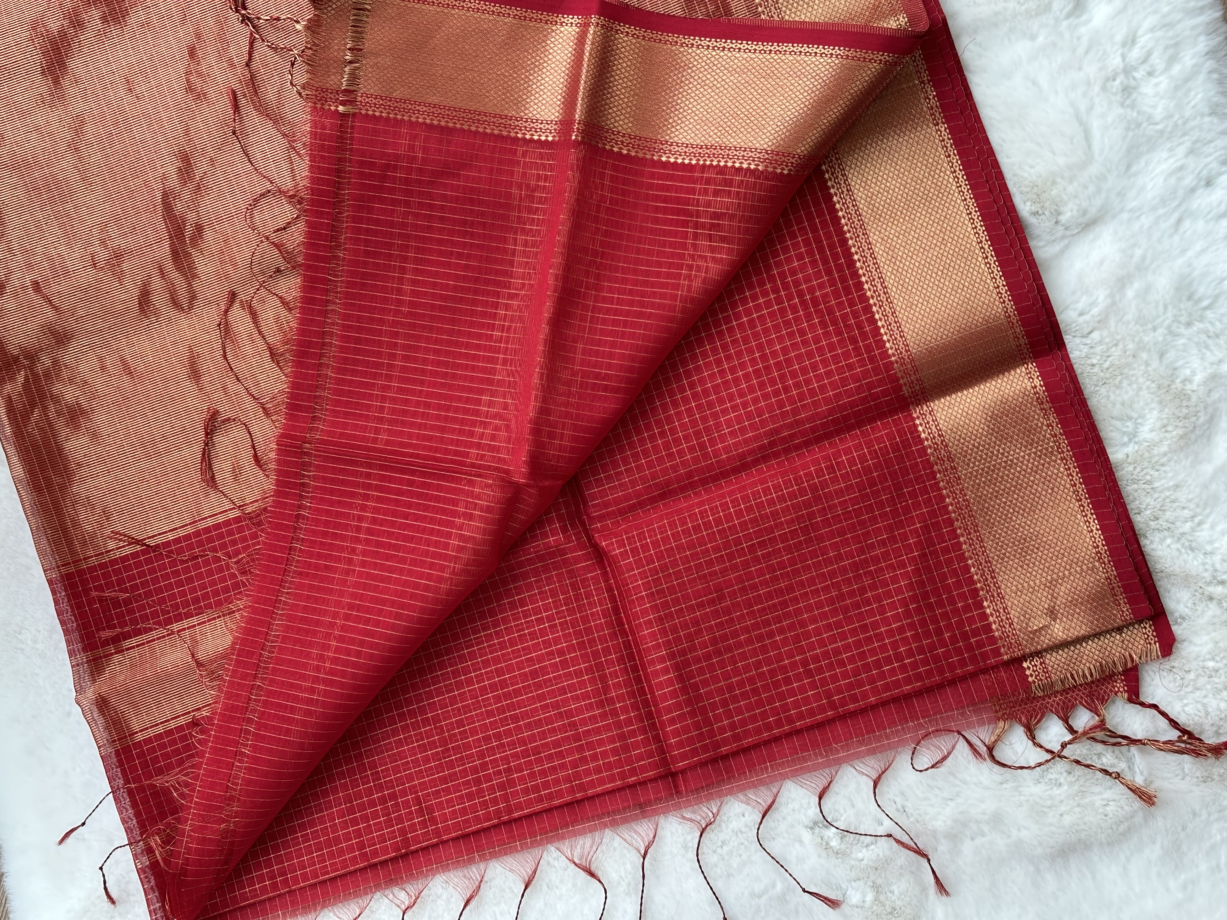 Maheshwari Handloom Check Saree