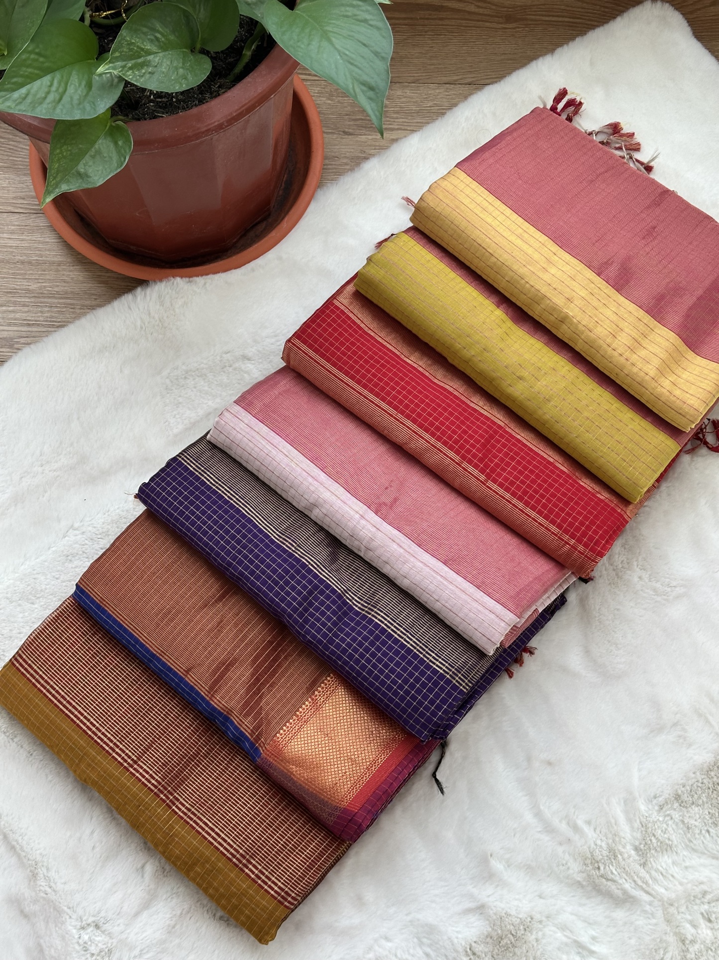 Maheshwari Handloom Check Saree